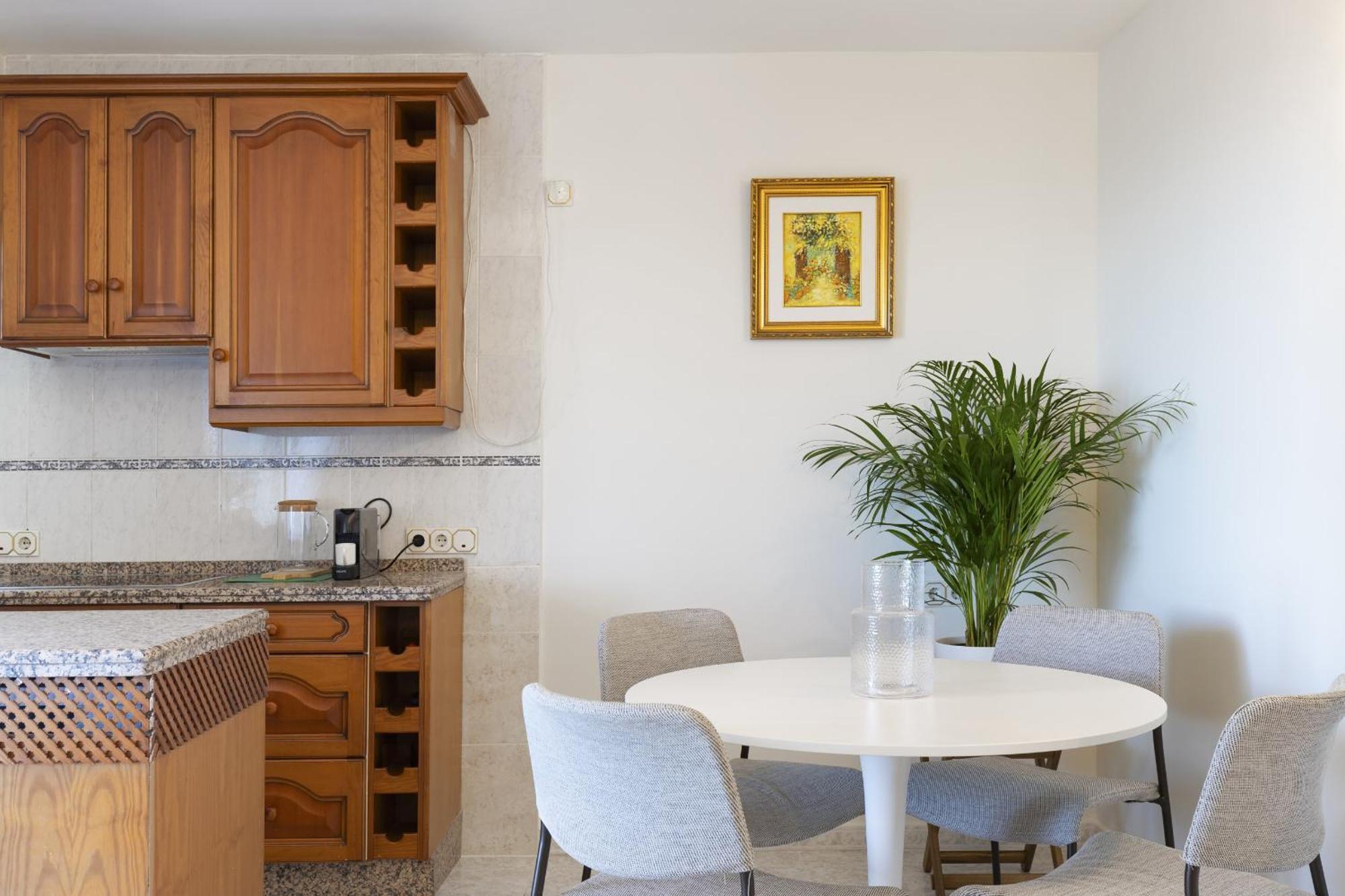 Beachfront Apartment With Terrace And Seaviews Fuengirola Ngoại thất bức ảnh